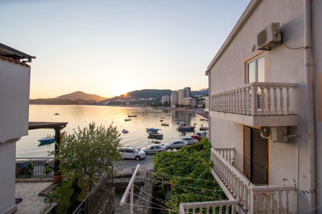 Acika Apartments Rafajlovići Esterno foto