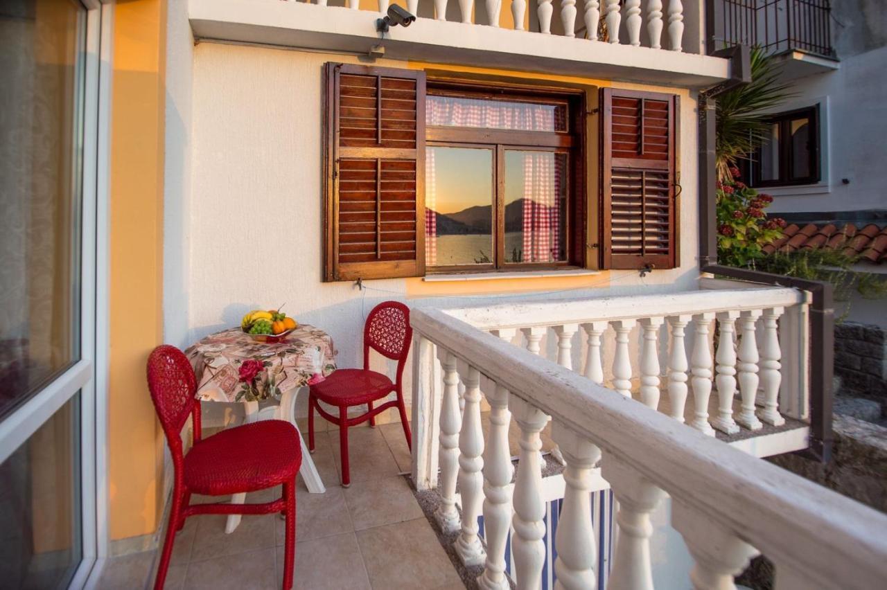 Acika Apartments Rafajlovići Esterno foto