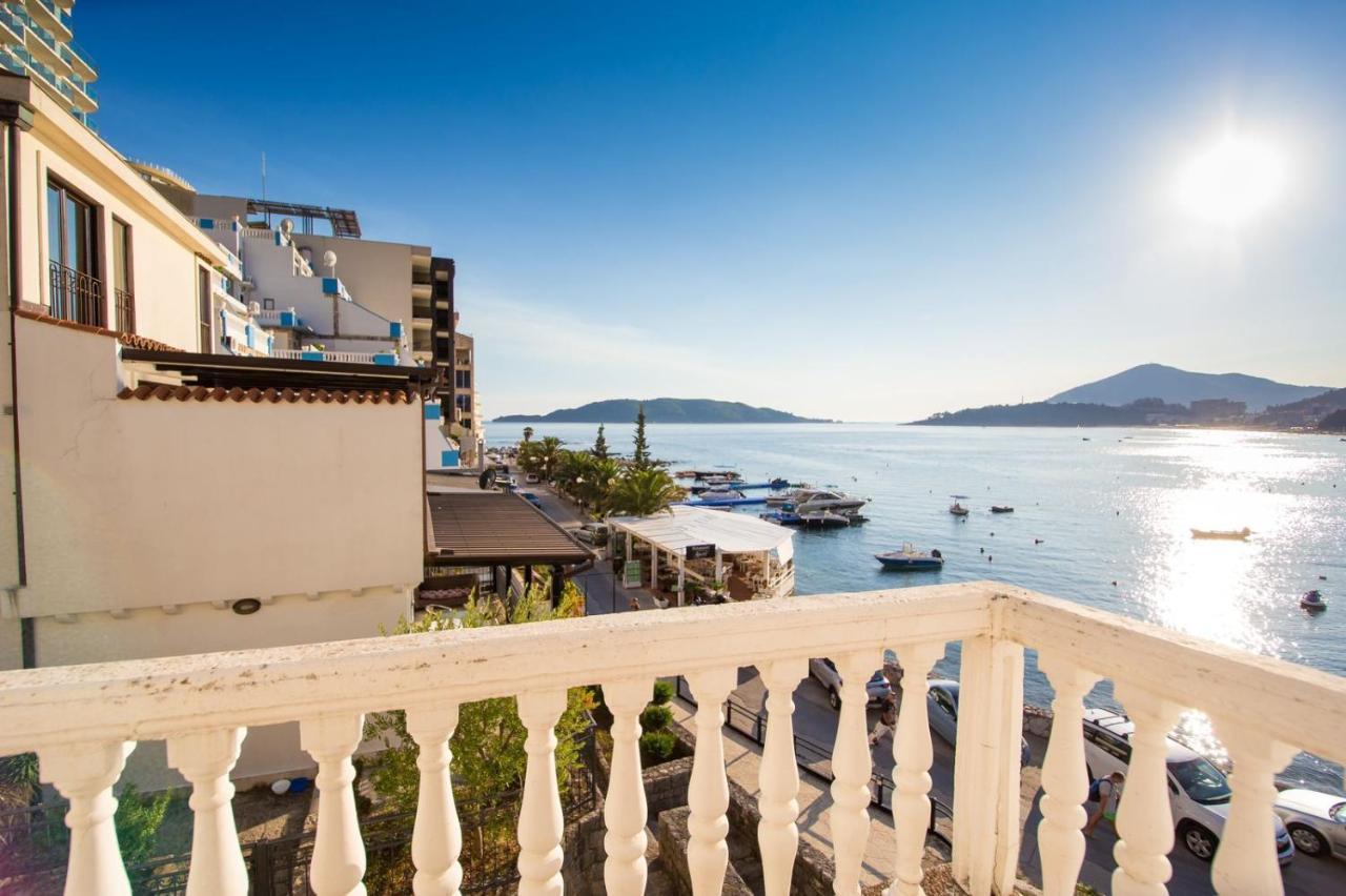 Acika Apartments Rafajlovići Esterno foto