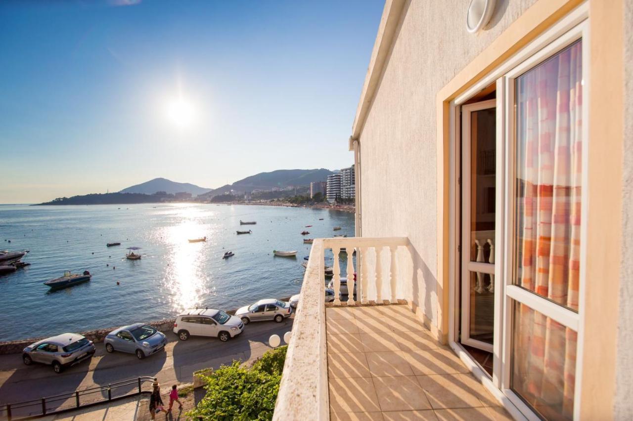Acika Apartments Rafajlovići Esterno foto