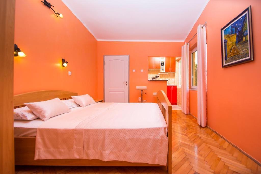 Acika Apartments Rafajlovići Esterno foto